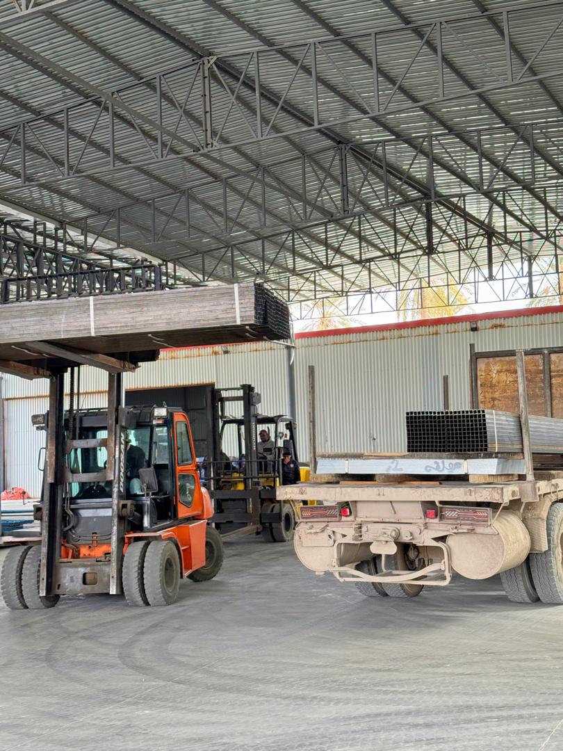 تحميل ونقل المنتجات